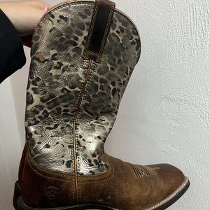 Cheetah cowgirl boots Ariat
